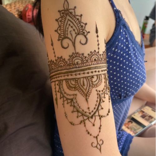 Arm henna design at Kally studio